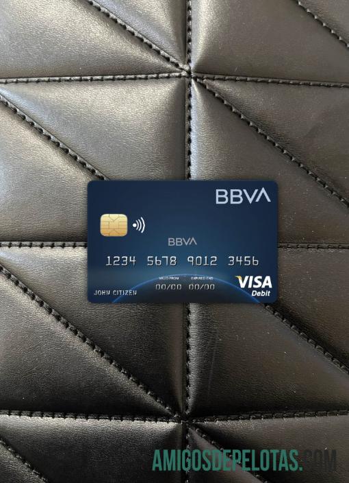 Frente do Photolook do cartão Visa do Banco BBVA da Colômbia modelo